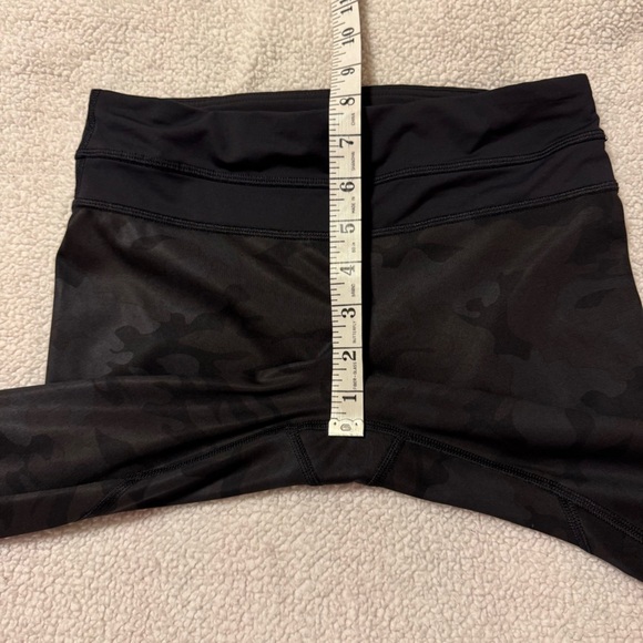 Lululemon Run: Inspire Crop II Leggings All Luxtreme Savasana Camo New Black - Picture 11 of 15